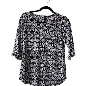 Women's Navy and White Patterned 3/4 Sleeve Top